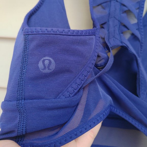 Lululemon Essential Rhythm Blue Sports Bra Lace-Up Back Detail Mesh - Picture 8 of 11